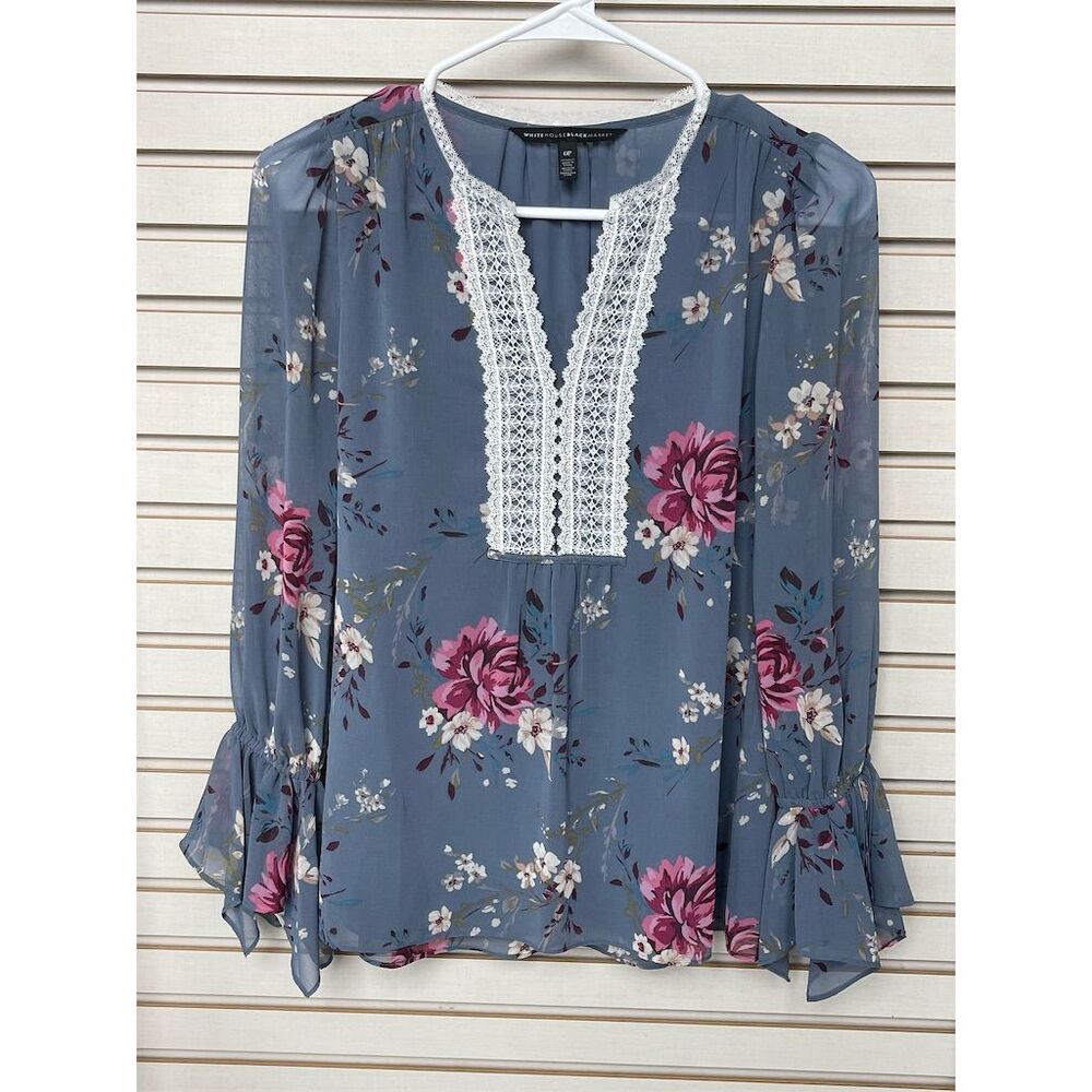 White House Black Market Floral Peasant Blouse w/lace front Size 0P Excellent